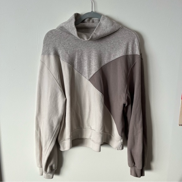 Abercrombie & Fitch Tops - abercrombie & fitch | mock neck color block sweatshirt large